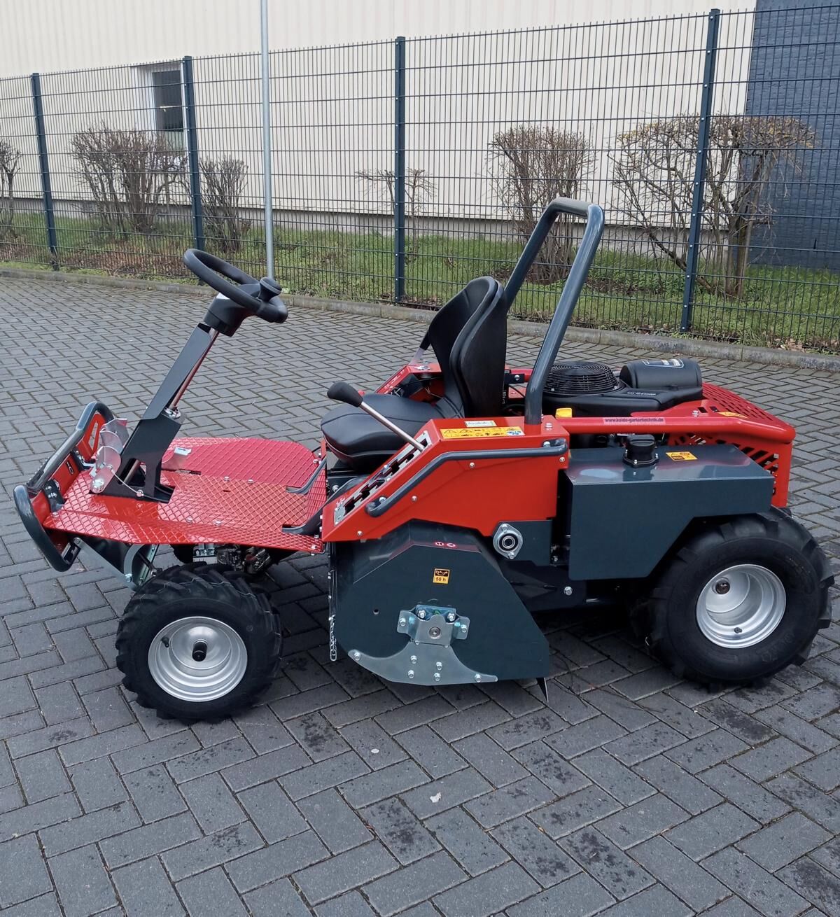 Benassi Schlegelmäher Aufsitzmäher FOX 95 4WD - Allrad