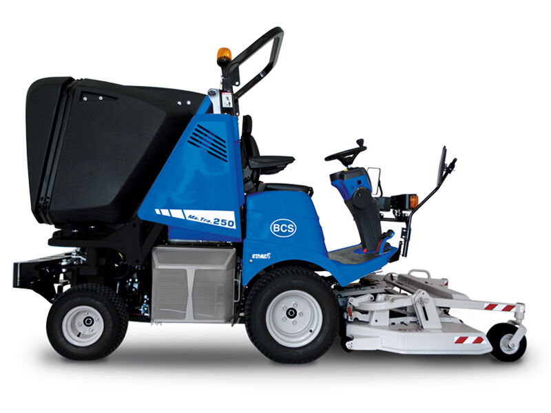 Ma.Tra. 250 Rasenmäher mit Sammelkorb + Kabine + Heizung