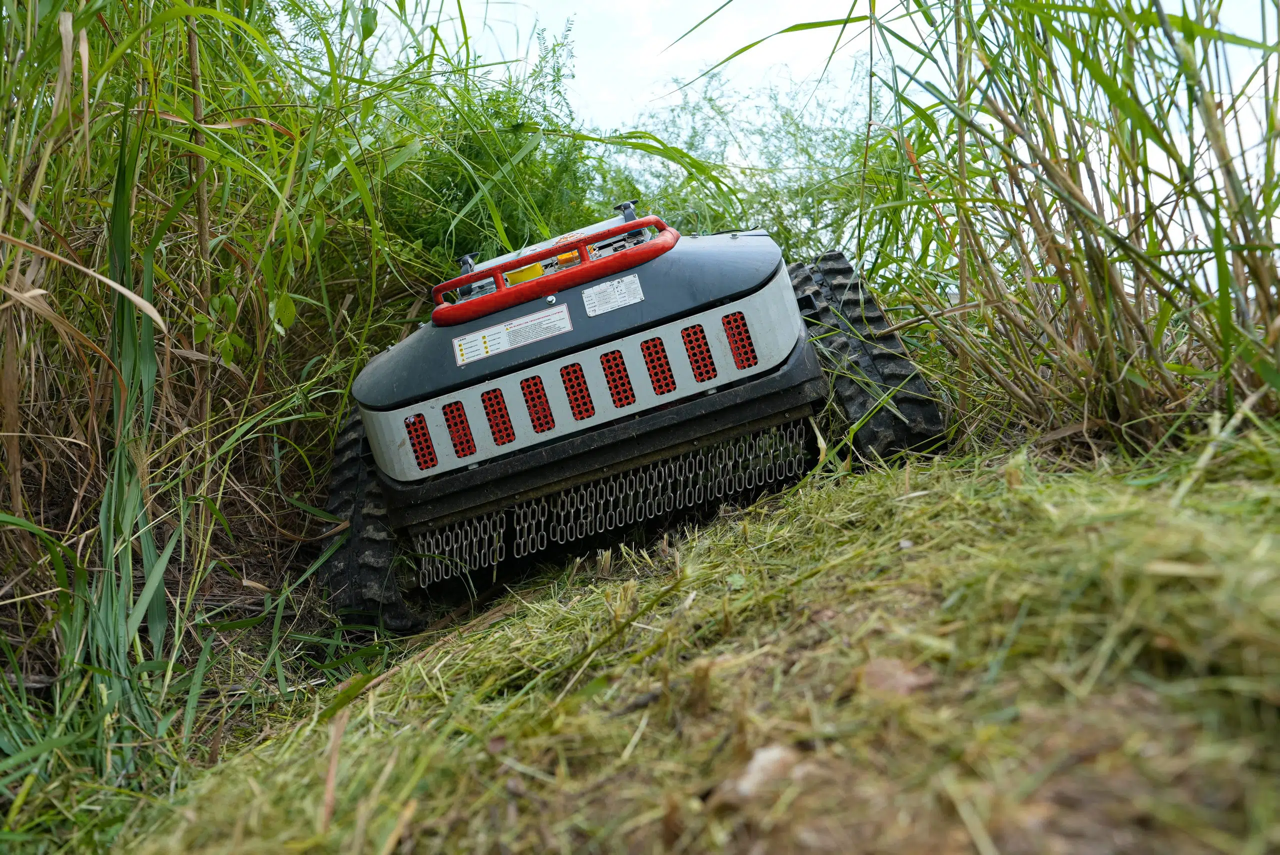 Ferrari Mähraupe RC-70 EVO