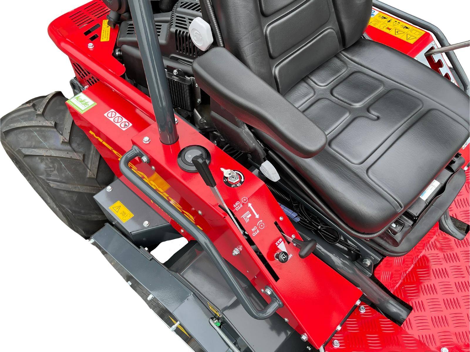 Benassi Schlegelmäher Aufsitzmäher FOX 110 4WD Comfort inkl. luftgefederter Sitz