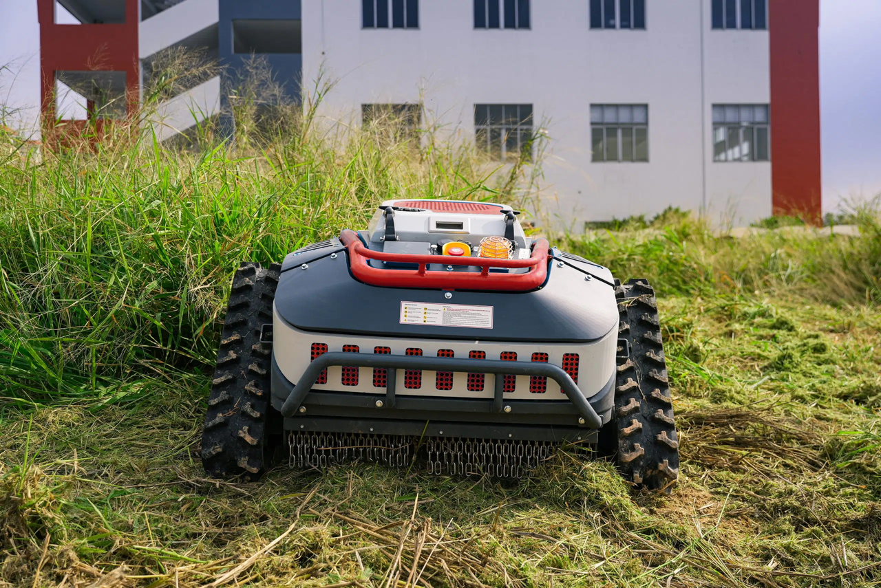 Ferrari Mähraupe RC-75 EVO