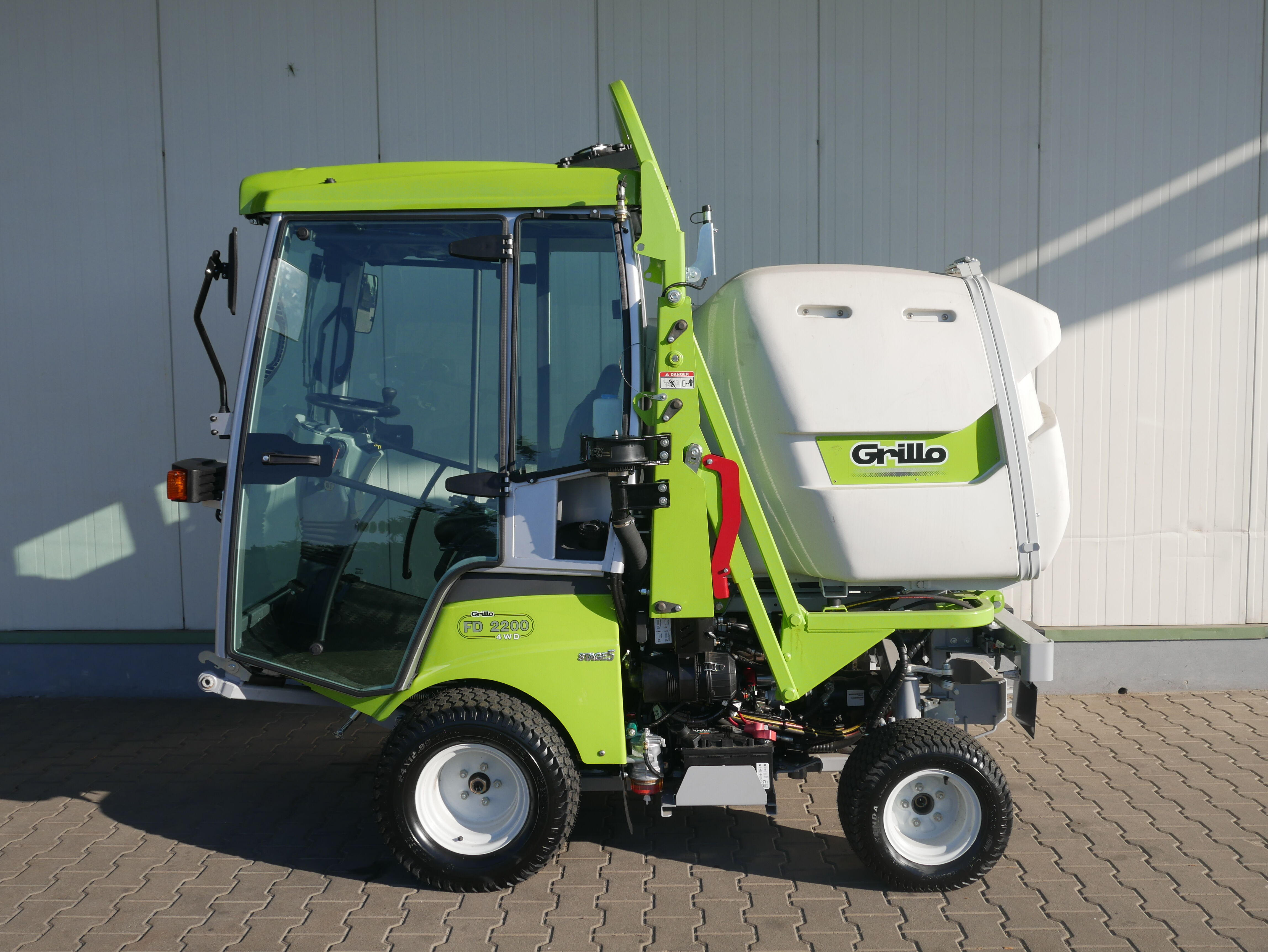 Grillo Frontmäher FD 2200 TS Vorführmaschine mit Kabine + Heizung + Klimaanlage